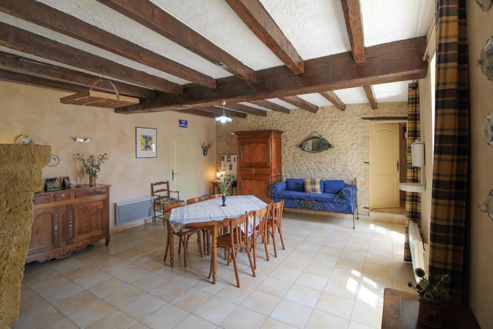 Bed and Breakfast La Jariette Airvault Exterior foto
